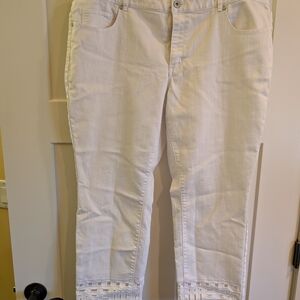 Coldwater Creek White Women’s Ankle/Crop Jeans with Modern Eyelet Hem Size 18